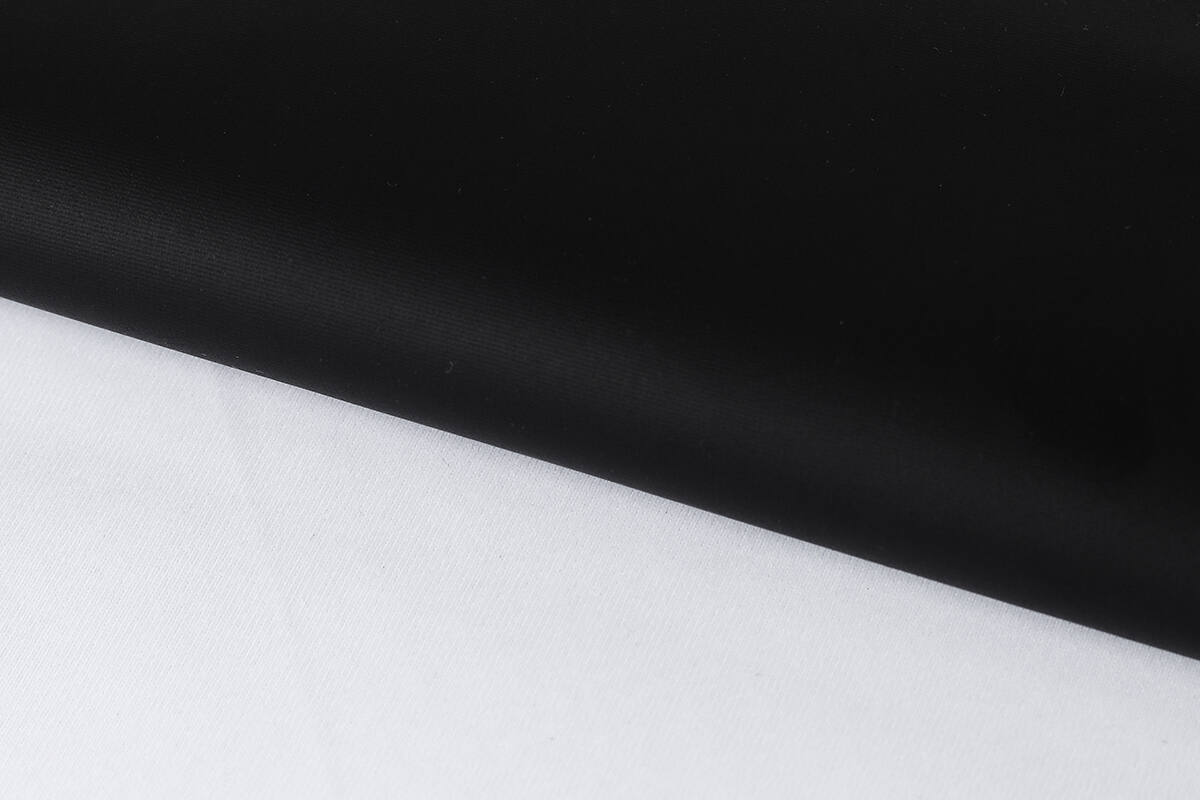 Blackback Prime 240 FR, +/- 240 g/m2
For subli transfer & direct

2,60 x +/- 100 m